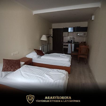 Aranykorona Apartmanhaz Miskolc Exteriör bild