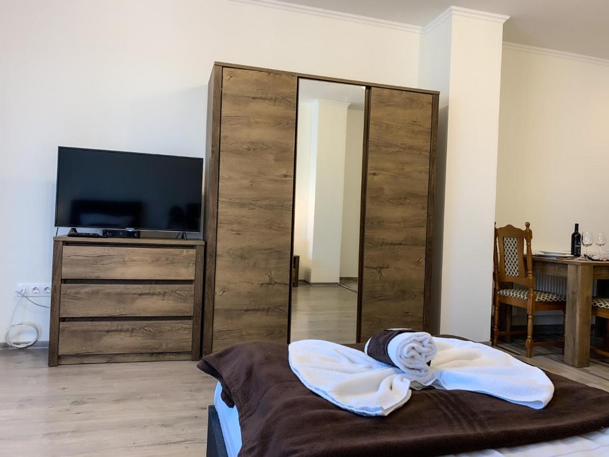 Aranykorona Apartmanhaz Miskolc Exteriör bild