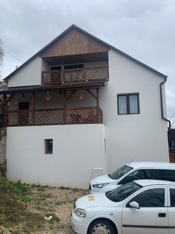 Aranykorona Apartmanhaz Miskolc Exteriör bild