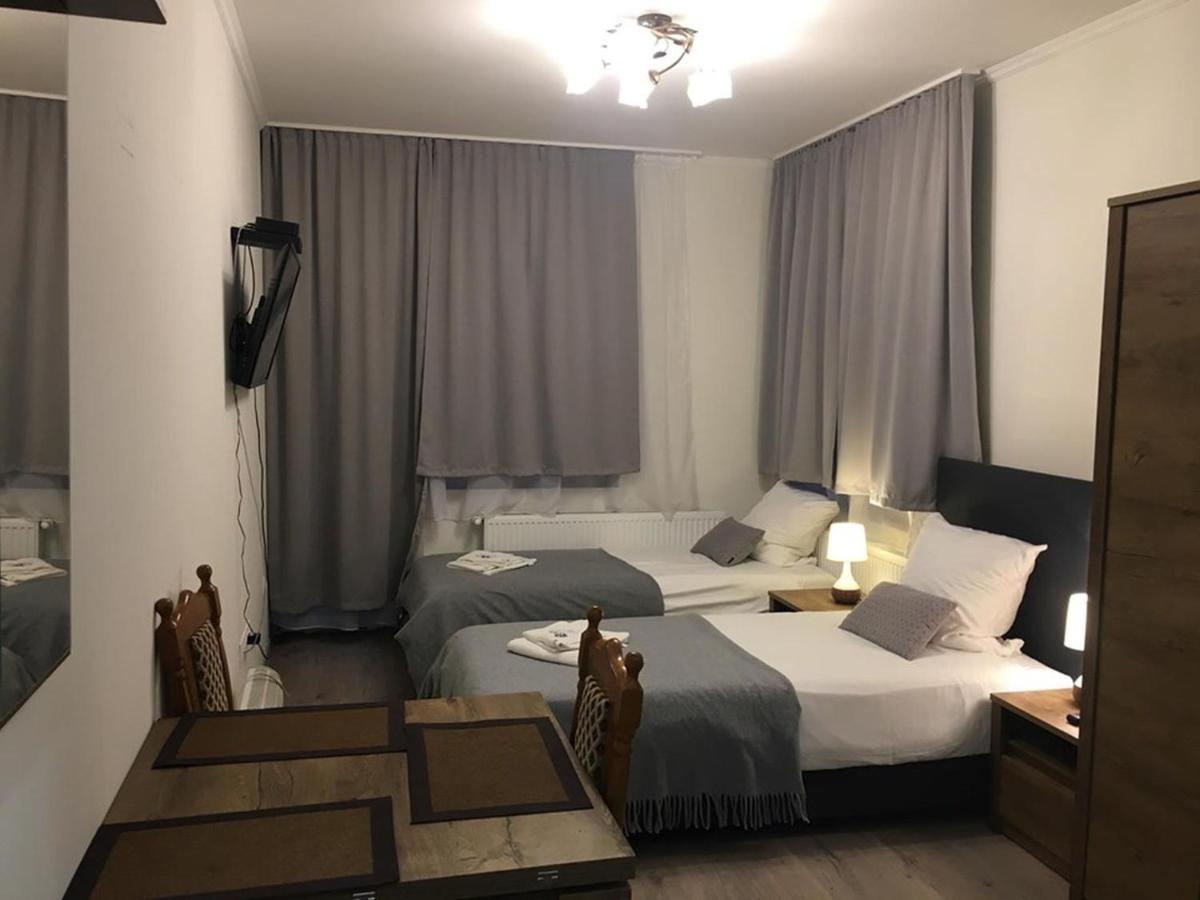Aranykorona Apartmanhaz Miskolc Exteriör bild