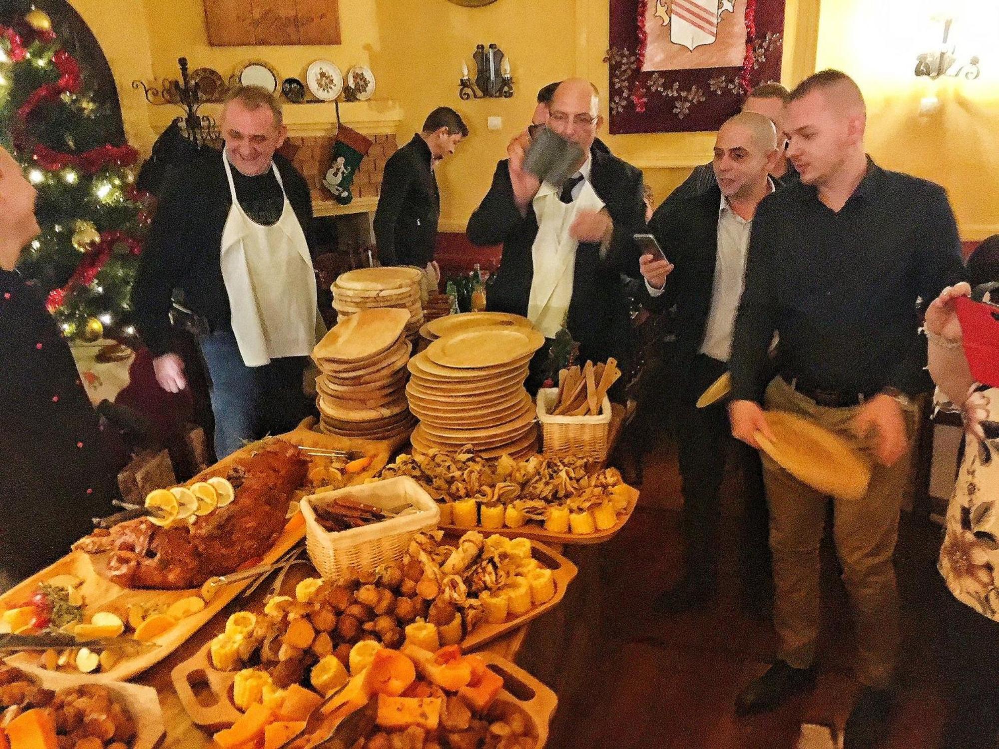 Aranykorona Apartmanhaz Miskolc Exteriör bild